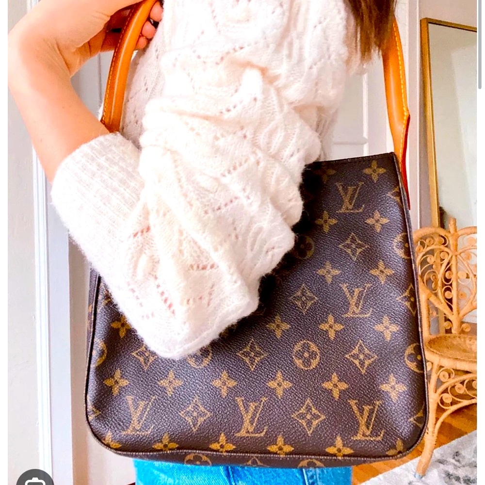 Authentic Louis Vuitton Looping Handbag Monogram Canvas MM. Great condition